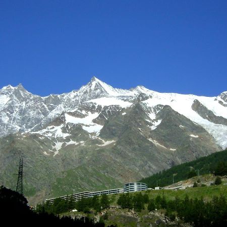 Camping Schonblick Im Saas-Tal Hotel Exterior photo